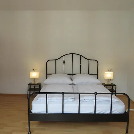 L8 Street Monteurwohnung - Innenstadt *